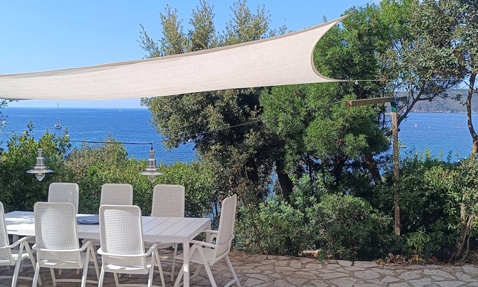 Capoliveri Apartment | Villa Pineta: Beachfront Haven with Pool & Spa Amenities