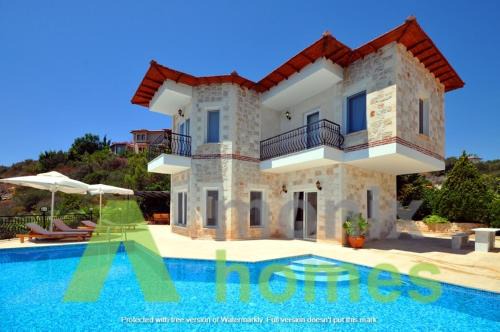 Kas Villa | Villa Jiok: Oceanfront Getaway with Pool & 9.8 Rating