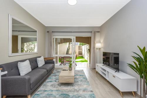 Greater Johannesburg Metropolitan Area Apartment | Via Arezzio 50