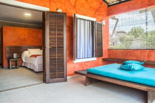 Morro de Sao Paulo Hotel | Discover Via Das Pedras Pousada: Pet-Friendly Oceanfront Retreat