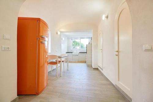 Costa-Villa Apartment | Inviting Via Garibaldi: Pet-Friendly with High Guest Ratings