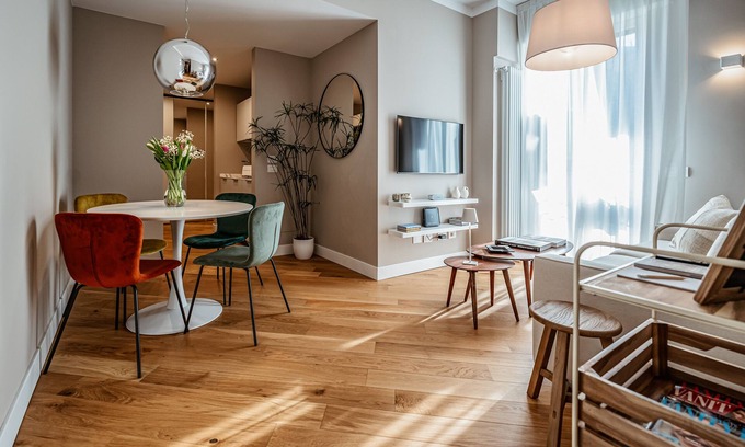 Zona Risorgimento Apartment | Comfortable Via Melzo Junior Suite with Family-Friendly Amenities