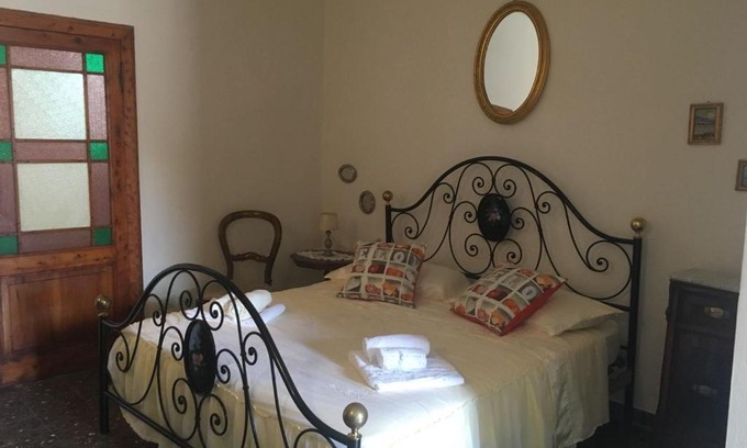 Montevarchi Apartment | Budget-Friendly Kylix Apartment at VIA ROMA 131