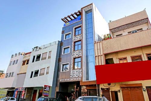 Allahabad Hotel | Cozy FabHotel Usha Continental: Family-Friendly Getaway