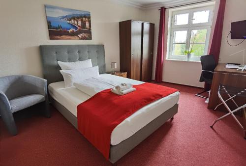 Frankfurt an der Oder Apartment | Viadrina Rooms & Apartments: Central Location by the Park