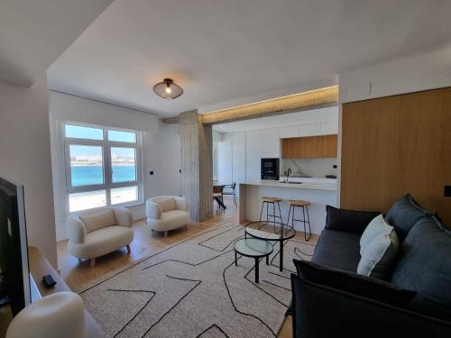 La Coruna Apartment | Discover Child-Friendly Comfort at VibesCoruña-Rubine 20