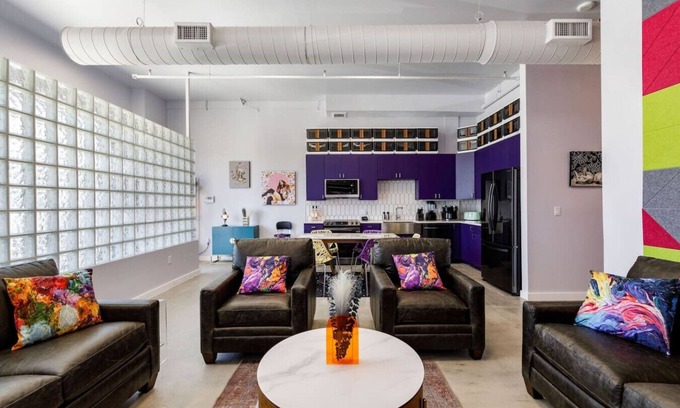 East MLK Apartment | Vibrant 2BR Condo in East Austin