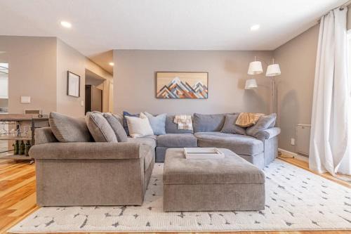 Northwest Reno House | Pet-Friendly 3-Bedroom Boho Retreat with Top Guest Rating