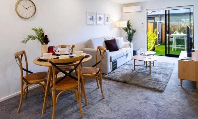 Christchurch City Centre Apartment | Pet-Friendly Central Christchurch Retreat with Park Access