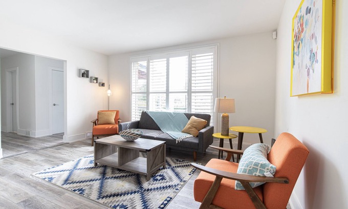 Clanton Park House | Vibrant ColourPop House: 2 Bedrooms, Child-Friendly Stay