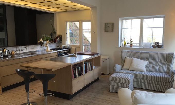 Gentofte Municipality Apartment | Experience Vibrant Copenhagen by the Exclusive Northern Beach