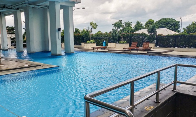 Cipulir Apartment | Trendy Soho Studio at Pakubuwono Terrace with Pool