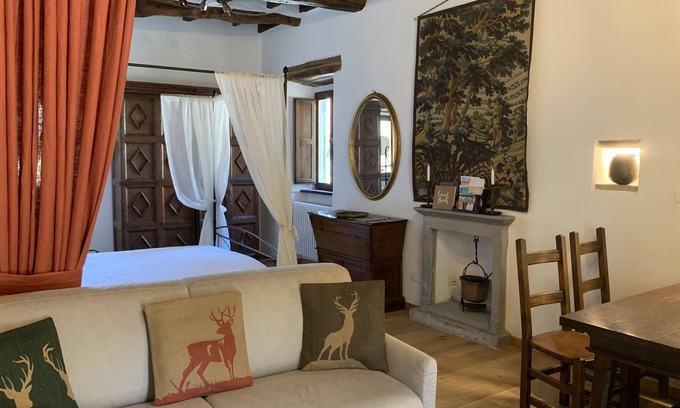 Palazzuolo sul Senio Apartment | Experience Vicar's Tower: Live History in a Fairy Tale Setting