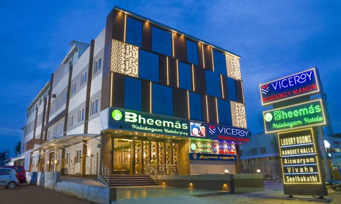 Ramanathapuram Hotel | Elegant Viceroy Residency Manor: Rated 9/10 with Dining