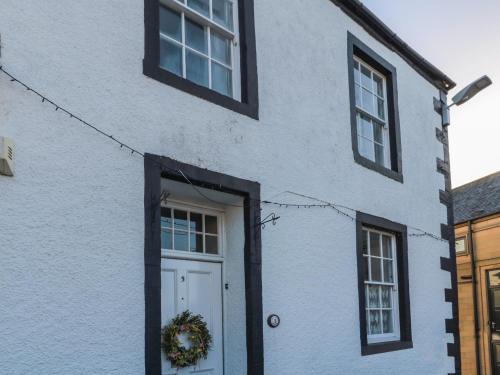 Belford House | Experience Comfortable Stays at Victoria House Hotel