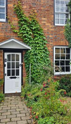 Stony Stratford House | Victorian Cottage in Stony Stratford Centre