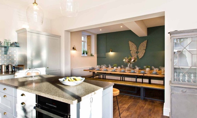 Millers Dale House | Charming Victorian Country House with Pet-Friendly Amenities