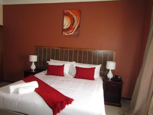 Polokwane Cabin | Discover Vido Lodge & Conference Centre with Pool Access