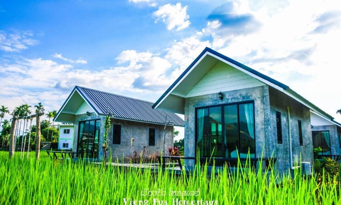 Pua Ski Chalet | Cozy Vieng Pua Homestays: Guest Rated 8/10 in Comfort