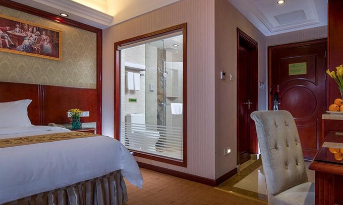 Huadu Hotel | Budget-Friendly Stay at Vienna Hotel Guangzhou Airport