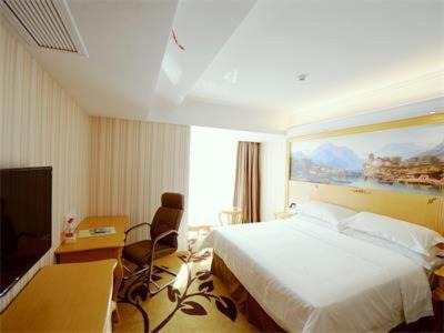 Jiading Hotel | Explore Vienna International Hotel Near Nanxiang Expo Centre