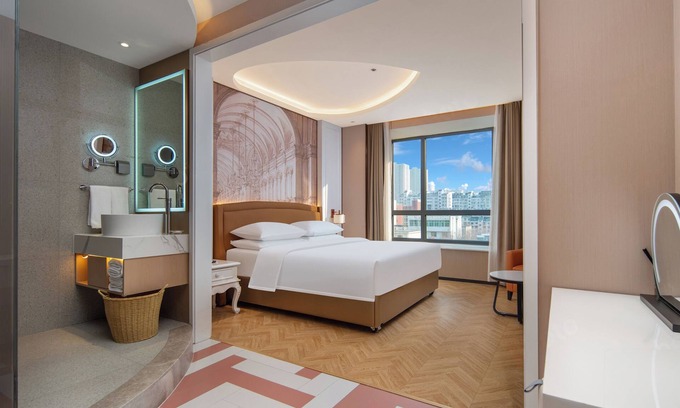 Lixia District Hotel | Vienna Sanhao Jinan Honglou SquareGarden