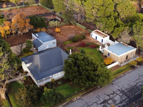 Loxton House | Family-Friendly Vier Seisoene Gastehuis - A 4-Star Retreat