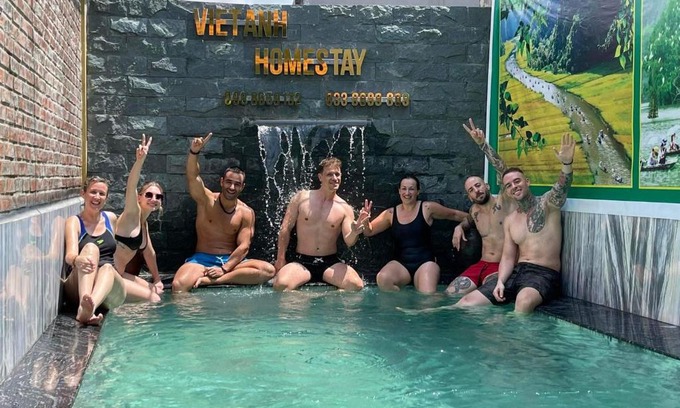 Hoa Lu House | Pet-Friendly Viet Anh Homestay with Oceanfront Views