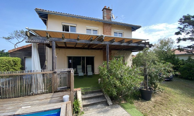 Vieux-Boucau-les-Bains House | Vieux Boucau les Bains neighborhood house. 10 people.
