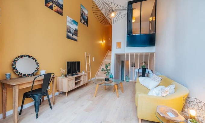 Old Lille Apartment | Charming Vieux Lille Village Cottage - Rated 9.1 by Guests