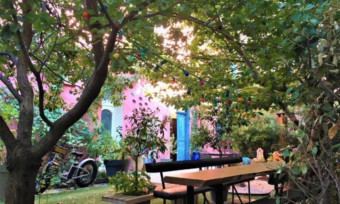 Quartier du Panier House | Elegant Vieux Port Panier Jardin with Oceanfront Views