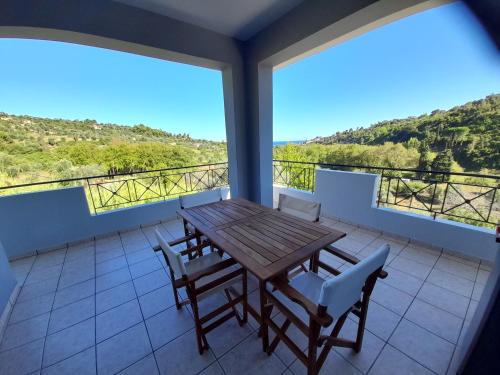 Enoria House | Experience Oceanfront Bliss at View House, Platana Kymi