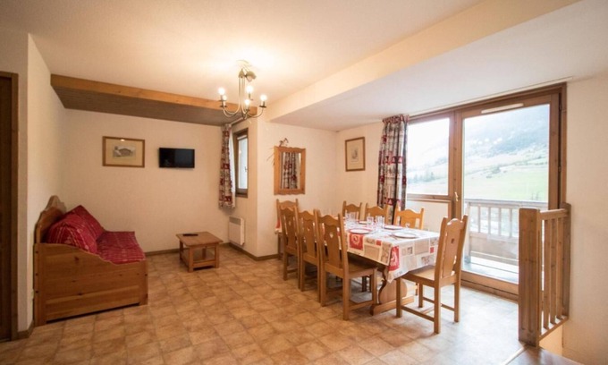 Val Cenis Apartment | Mountain View Retreat with Terrace and Spa in Val Cenis