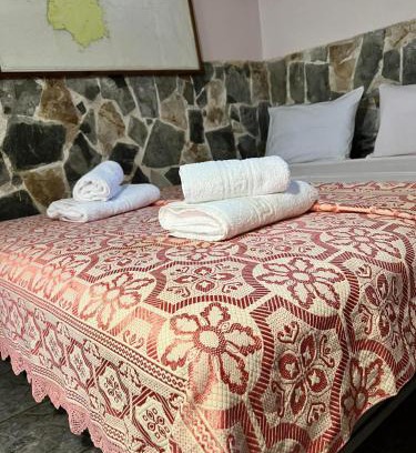 Megalos Prinos House | Relax by the Aegean Sea with Oceanfront Views
