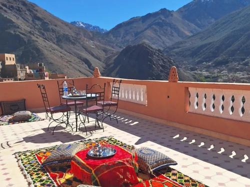 Imlil Bed & Breakfast | Exceptional Family Stay at View Peaks Lodge - Rated 10/10