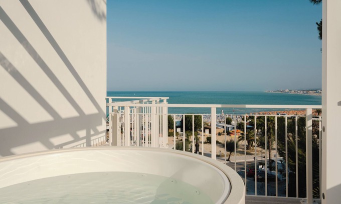 Numana Hotel | Unwind at View Place & Spa: 5-Star Oasis with Pool