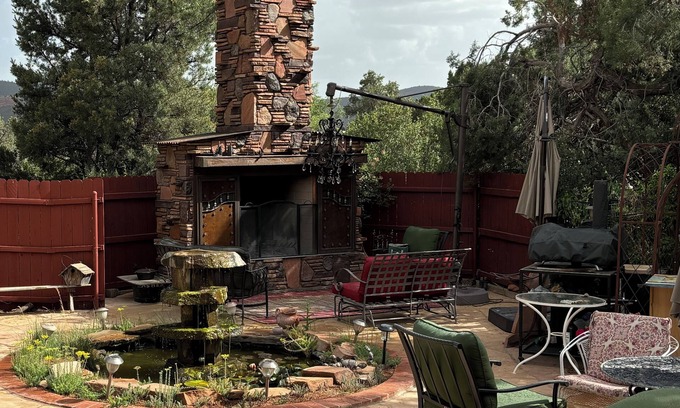 West Sedona Apartment | Unforgettable Views at Cathedral Rock with Top Amenities