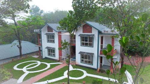 Mananthavady House | Pet-Friendly Retreat at Viewpointwayanad with Family Amenities