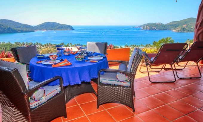 Ixtapa - Zihuatanejo Condo | Top-Rated CASA ZIH LaRopa Playa with Pool & Spa Access