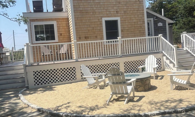 Campground Landing Cottage | Experience Cape Cod Bay Views with Family-Friendly Amenities