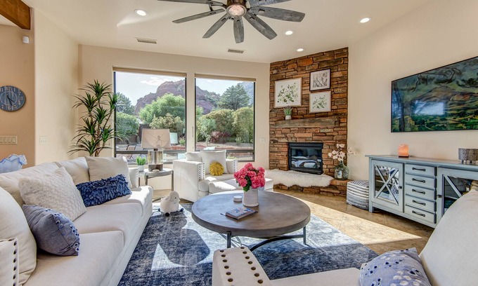 West Sedona House | Experience Sedona: Renovated Home with Pool & Spa!