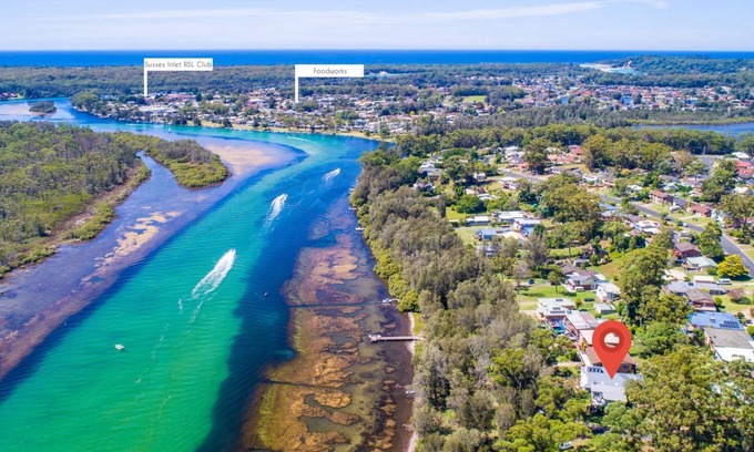 Sussex Inlet House | Scenic St Georges Basin with Pool and Oceanfront Views!