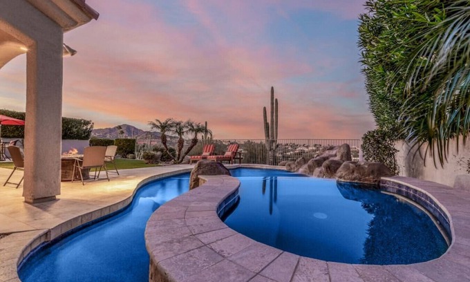 Fountain Hills House | Unforgettable Views with Pool and Jacuzzi - Pet Friendly!
