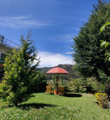 Kotagiri Resort | Guest Rated 10/10 at Vignesh Holiday Inn - Family-Friendly Stay