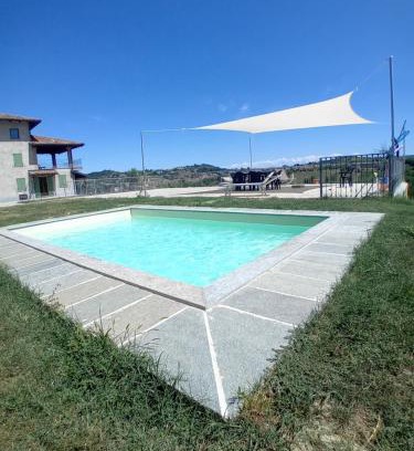 Costigliole d'Asti House | Vignot & Wine