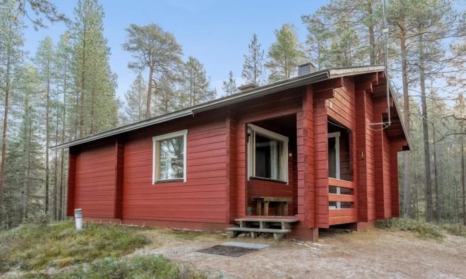 Rukatunturi House | Viipusjärvi 12 by Interhome: Spa & Lake View Retreat