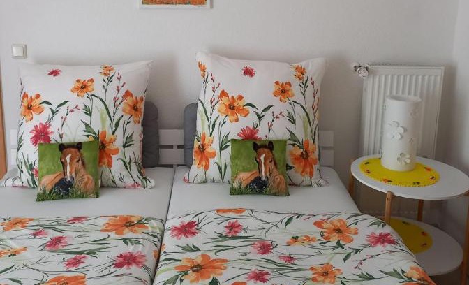 Ellenz Apartment | Discover Vijas: Guest Rated 9/10 with Breakfast Included