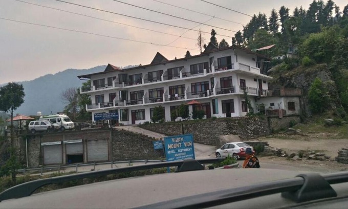 Munsyari House | Family-Friendly Retreat at Vamoose Vijay Mount View