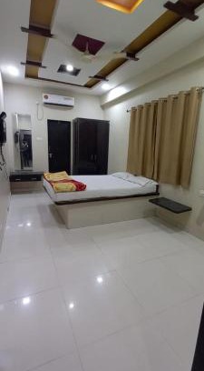 Pandharpur Cabin | Vijayalakshmi Lodge