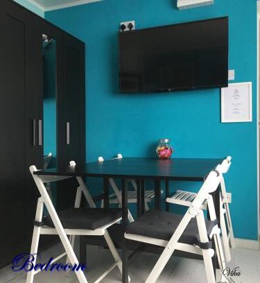 Wednesbury Apartment | Comfortable Vika Residence Deluxe Apartments in Wednesbury
